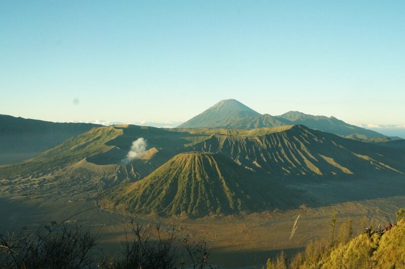 travel jakarta malang terbaik